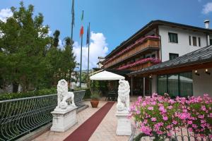 Hotel Centro Benessere Gardel,,3 star