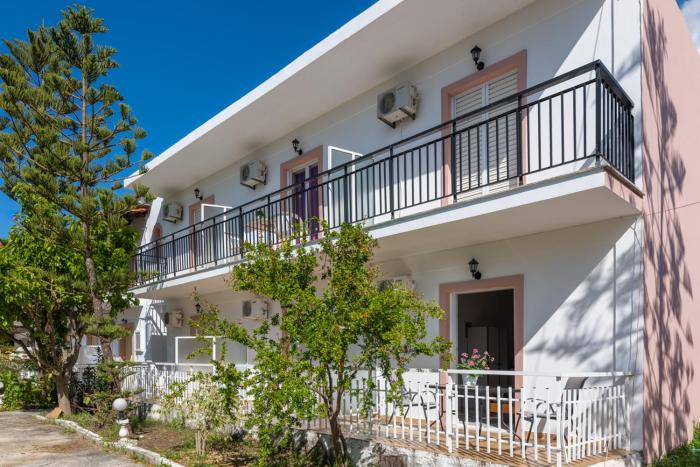 Anthi Studios & Apartments,,0 star