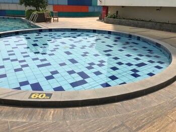 budget studio apartment at cinere bellevue suites