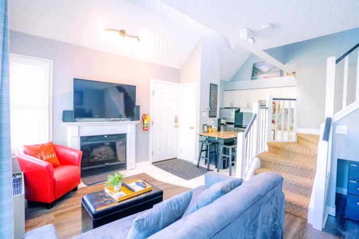 Gorgeous Loft In The Heart Of Blue Mountain,The Blue Mountains>>Collingwood,4 star