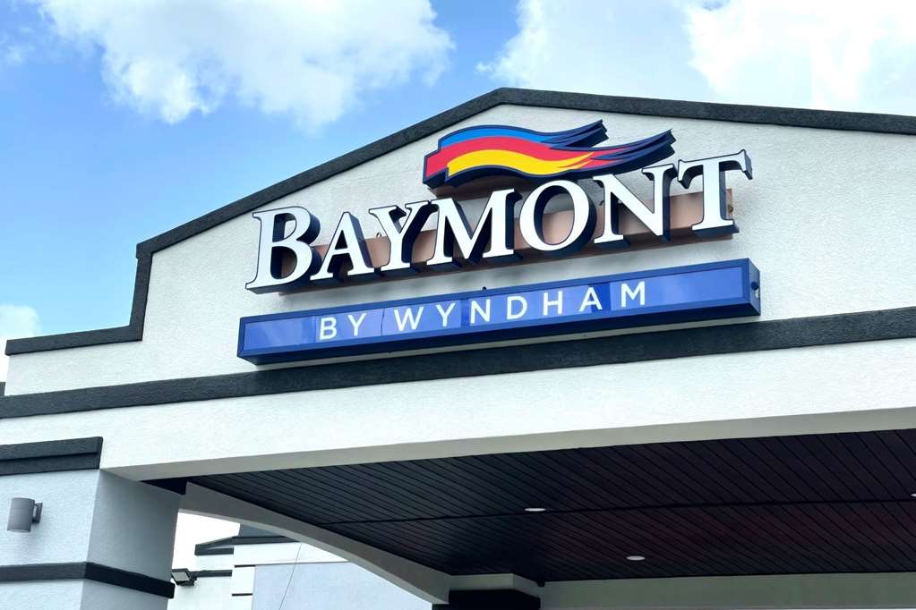 Baymont By Wyndham Dothan,,2.5 star
