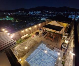Hotel498,,2 star