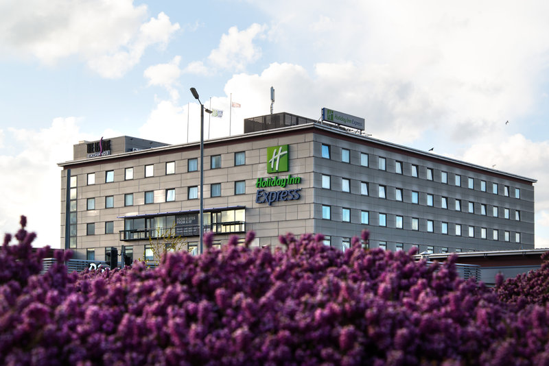 holiday inn express bradford city centre