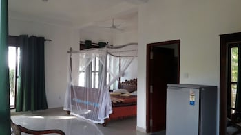 Dream Village Beach Resort & Cabanas,,3 star