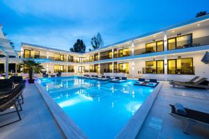 Avaton Luxury Resort,Central Macedonia>>Asprovalta,4 star