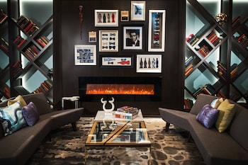 the lindy renaissance charleston hotel