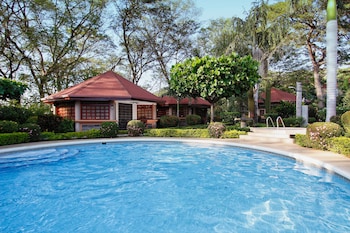 hotel villa acacia