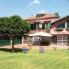 villa with garden in sicily near the sea