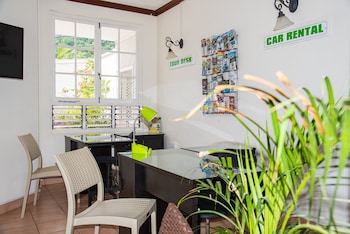 emerald corner at fishermans point