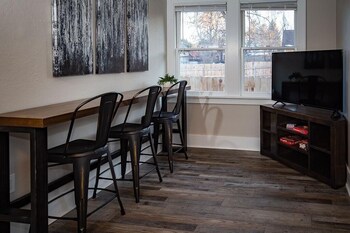 Cozy Carriage House, Walk To Unc, Free Bikes,Lucerne>>Greeley,3 star