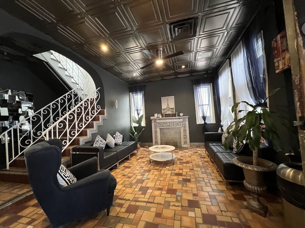 nine20 collins apartments by lowkl