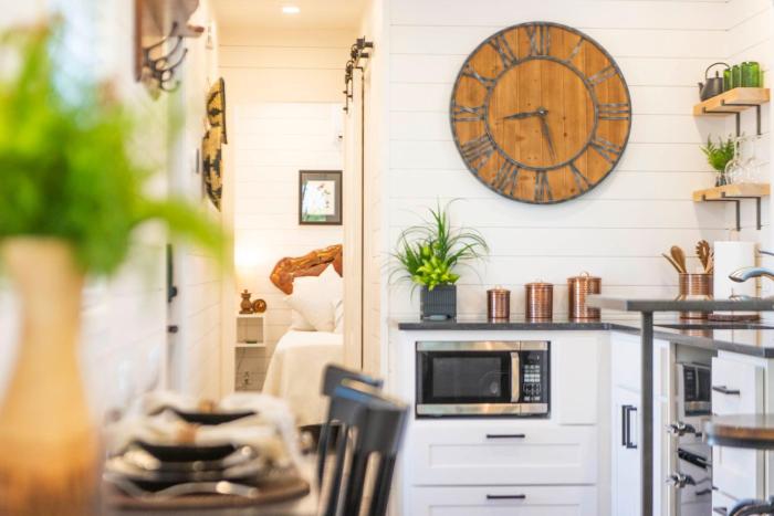 The Woods- Container Tiny House 12 Min To Magnolia/Baylor/Downtown,Waco>>Bellmead,2 star