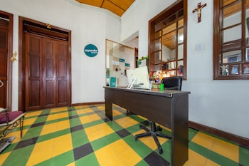 Ayenda Sarayu House,,3 star