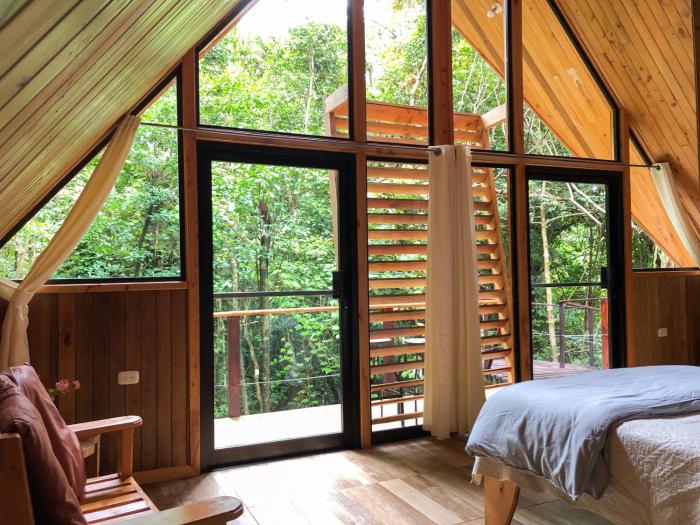 Tityra Lodge,Puntarenas>>Monteverde,0 star