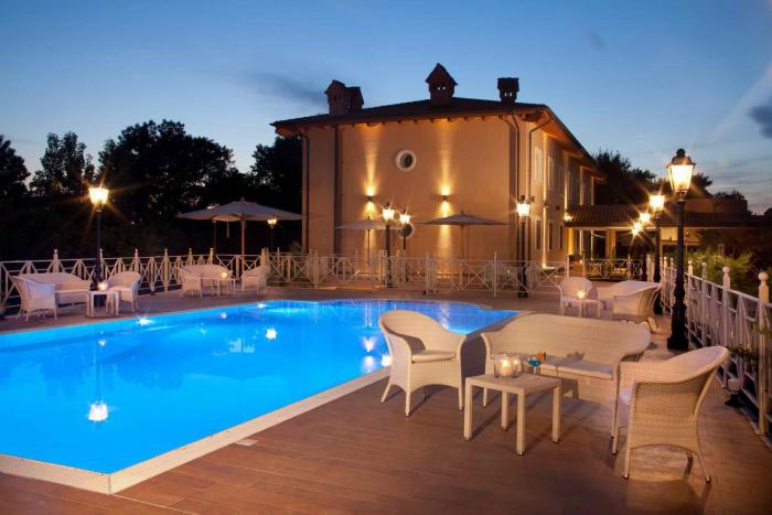 Piccolo Borgo,Lazio>>Appio Latino,3 star
