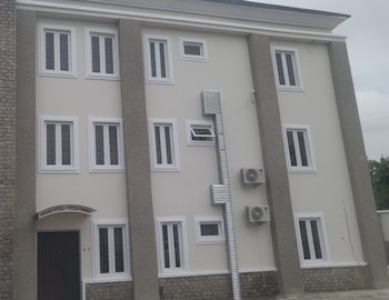 Marshall Hotel Apartments,Dala Hill>>Kano,0 star