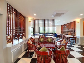 usabai riverside boutique hotel