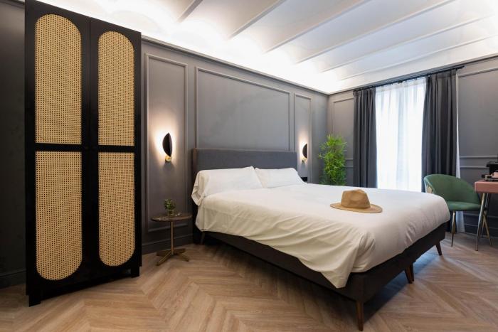 reina 107 beach boutique