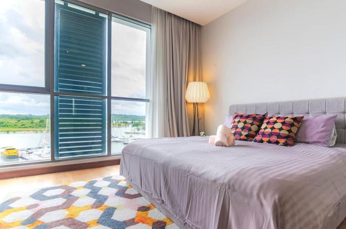 lux 3br suite puteri harbour near legoland and hello kitty