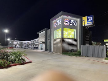 hotel solara hobby airport