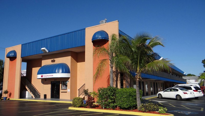 magnuson hotel bradenton