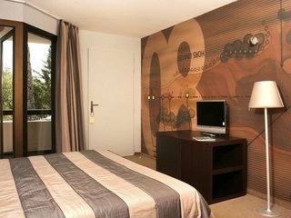 Mercure Brignoles Golf De Barbaroux,Brignoles>>Besse-Sur-Issole,4 star