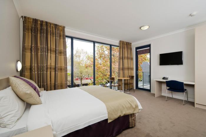 carlton lygon lodge