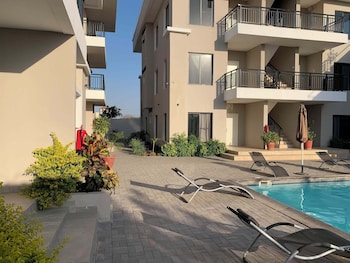blue ocean apartments brufut