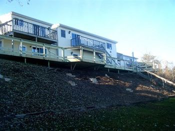 At The Waters Edge Bed & Breakfast,Door County>>Algoma,3 star