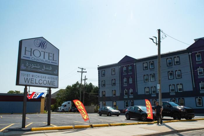 hotel chataura
