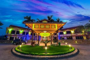 hotel nirvana luxury international