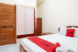 Reddoorz Near Buleleng Harbour 2,Buleleng>>Bali,2 star