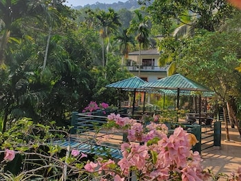 Sinharaja Park Hotel,,3.5 star