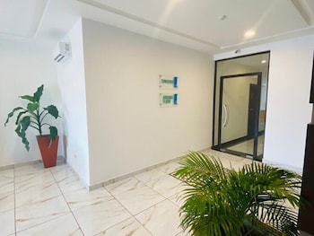 Oasis Park Residence,,4 star