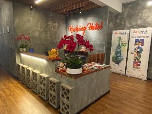 kuching hotel