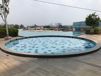 cozy studio apartment at cinere bellevue