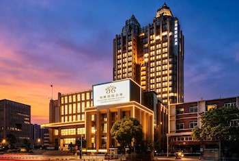 Poltton International Apartment (Guangzhou Panyu Government Affairs Center),,0 star