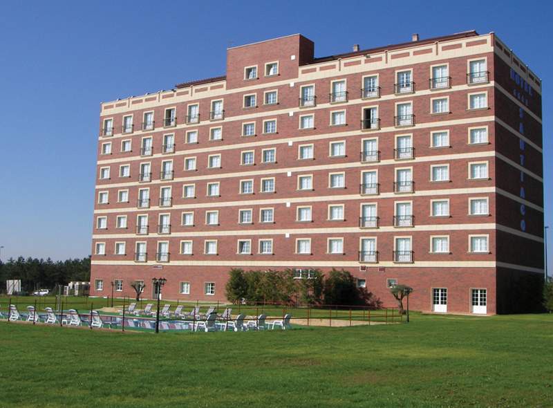 Hotel Santiago Leon,,4 star