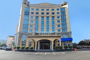 Home Inns (Xianning Yinquan Avenue Hot Spring Branch),,2 star