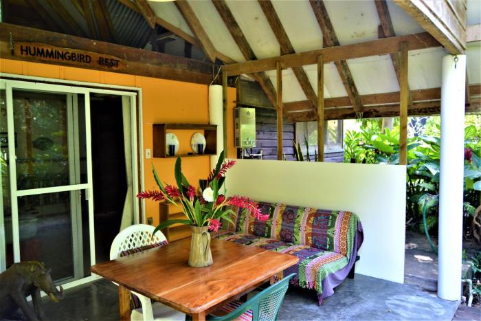 Hummingbird Rest Gold Standard Approved Equipped Cabana In Subtropical Garden,Belize>>San Ignacio,2.5 star