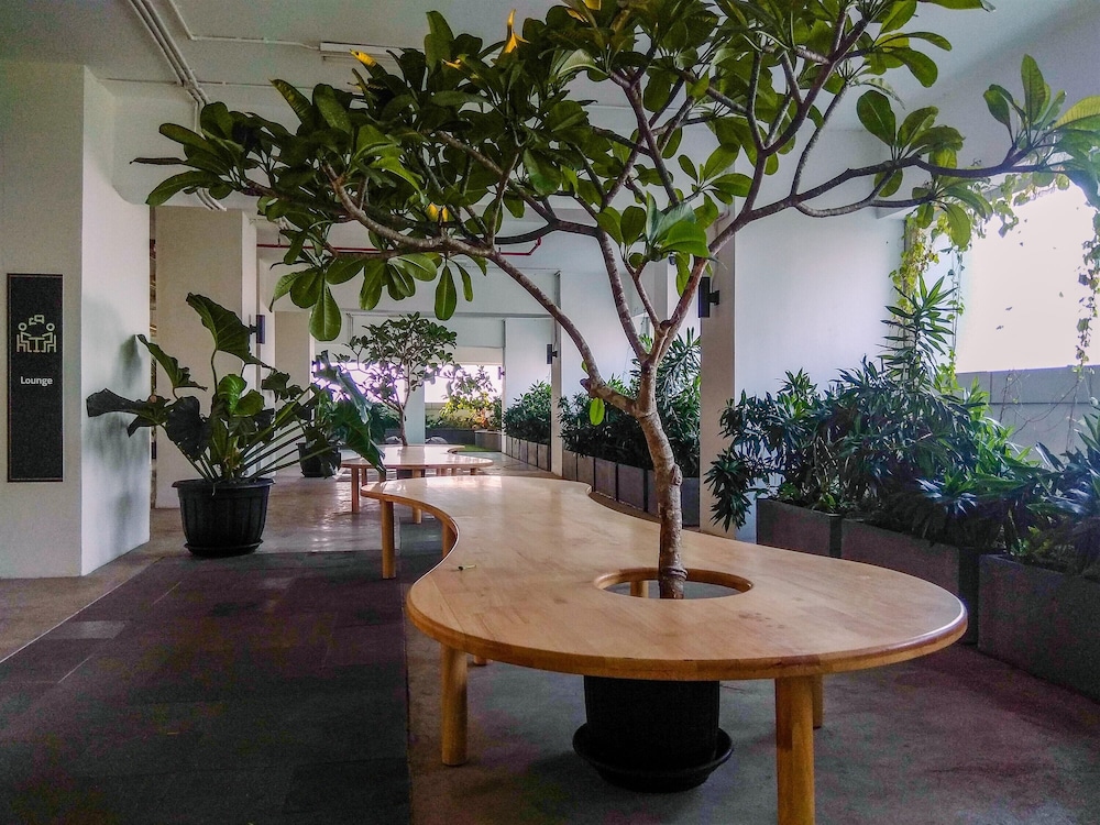 Cozy 1Br Apartment Grand Kamala Lagoon,,0 star