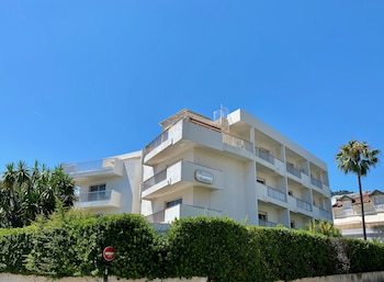 Vacances Plus Residence Carlton,,4 star