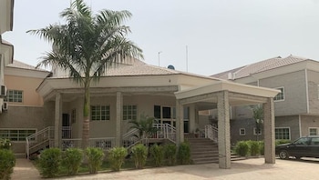 Haitel Guest Inn,,3.5 star