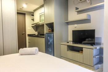 Brand New Studio Room At Bintaro Icon Apartment,Amethys 3Fl #06 Jl. Komp. Perkantoran 26,0 star