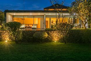 jimbaran balangan beach front villa nakar