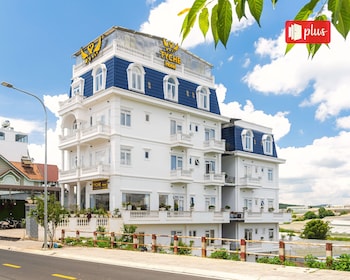 tyche hotel