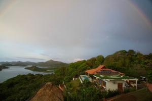 Ciel Y Miel,Colon>>Cacique,3 star