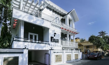 Hotel F Sqaure,,2 star