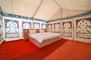 Explore Jaisalmer Desert Camp,Khuri,4 star