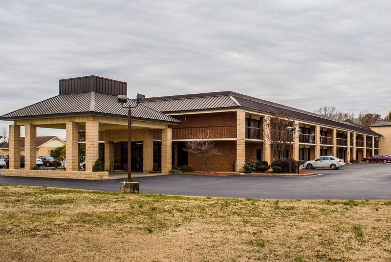Quality Inn Kinston Hwy 70,Kinston>>Greenville,2.5 star